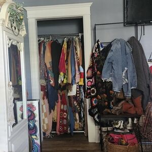 Meet your Posher, The Painted Lady